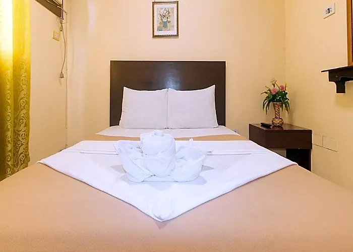 Hotel J And T Jamich By Reddoorz Manila